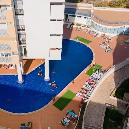 Bright 1bdr W/balcony & Pool By Lovelystay Silves